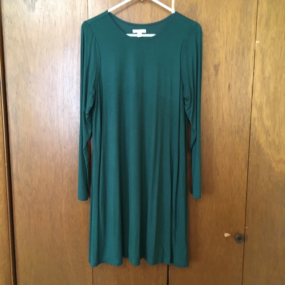 Long Sleeve Green Dress